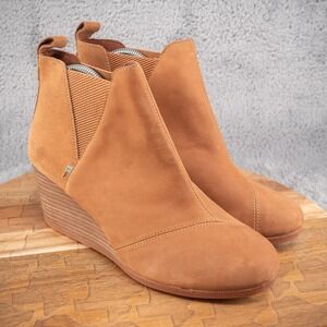TOMS Kelsey Chelsea Slip-On Leather/Elastic Wedge Bootie US 9.5 Tan Oiled Nubuck